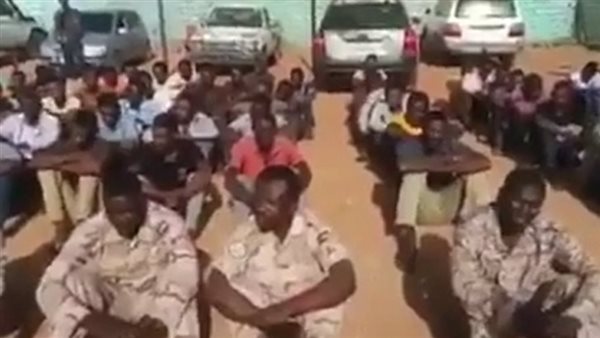 أسرى من قوات الدعم