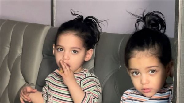 فرح وفريدة أبطال