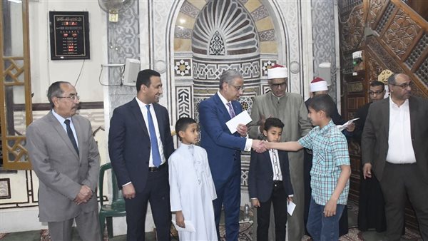 محافظ الفيوم يشهد