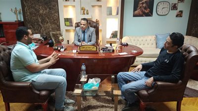 الشرطة تلاحق بلطجية خطفوا صاحب إسطبل وأرغموه على توقيع إيصالات أمانة.. وضبط أحدهم | فيديو 