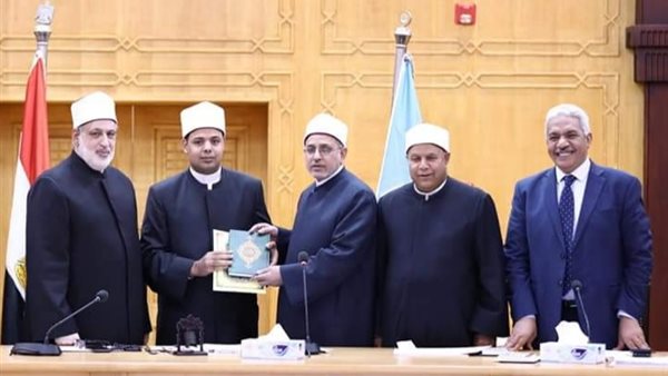 رئيس جامعة الأزهر