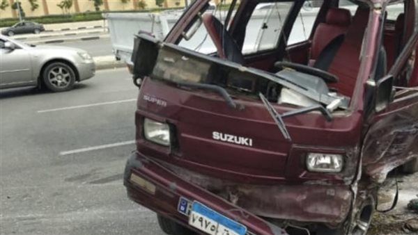 السيارة المحطمة