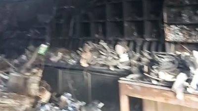 أحد العاملين بمعرض الأجهزة الكهربائية المحترق بالقليوبية: الخسائر تتجاوز ملايين الجنيهات| بث مباشر 