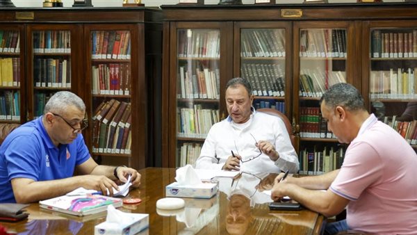 اجتماع الخطيب مع