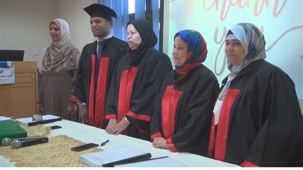 جانب من مناقشة رسالة