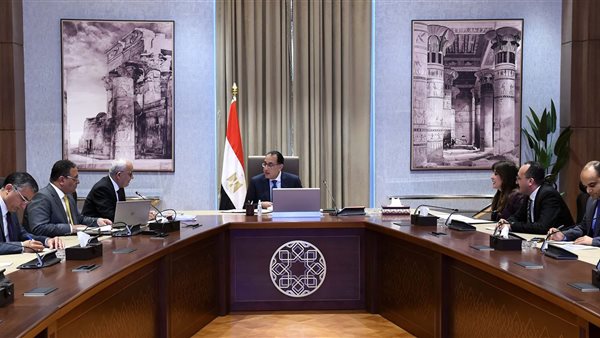 وزير التعليم مع رئيس