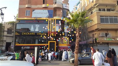 العيديات والحلوى وشراء لعب الأطفال.. أبرز مظاهر العيد في الأقصر