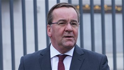 وزير الدفاع الألماني: انضمام أوكرانيا المحتمل للناتو أو الاتحاد الأوروبي لن يناقش في اجتماع رامشتاين