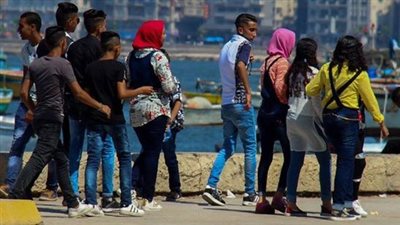 الحبس 3 سنوات أو غرامة 300 ألف جنيه.. عقوبة التحرش الجنسي في وسائل النقل 