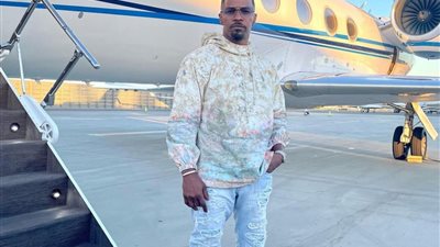 مجلة أمريكية: النجم جيمي فوكس في تحسن ولكنه ما زال تحت الملاحظة