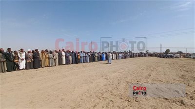 انهيار أمهات ضحايا حادث ليبيا خلال دفن 6 جثامين بمسقط رأسهم بأسيوط | بث مباشر