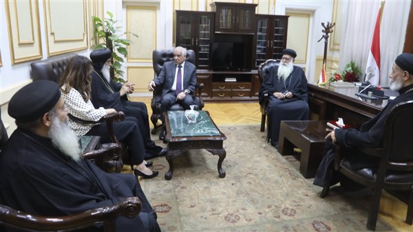 محافظ الجيزة يستقبل