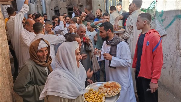 أهالي عزبة نجيب ببني