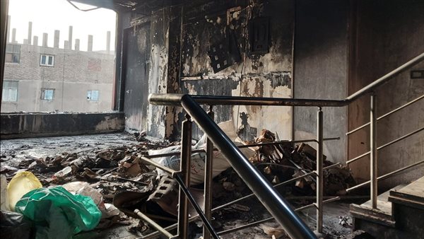 جانب من الحريق