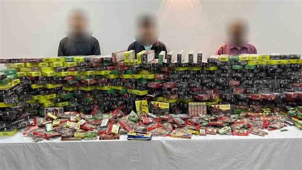 المتهمين والمضبوطات