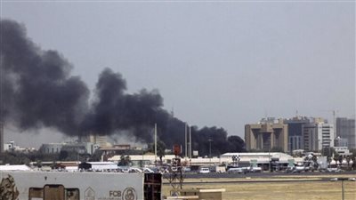 مصر تفتح ممرات آمنة في الخرطوم لإخلاء الرعايا المصريين والأجانب| بث مباشر 