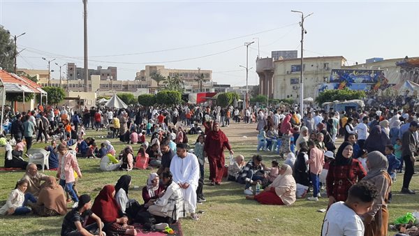 زحام بحديقة صنعاء