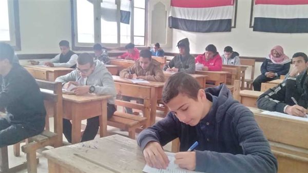 امتحانات الصف السادس