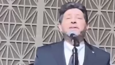 غنى دون أجر بعد هروب المتعهد.. القصة الكاملة لتعرض هاني شاكر للنصب في البحرين