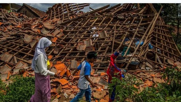 زلزال قبالة سواحل