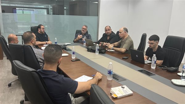 اجتماع ميكالي مدرب