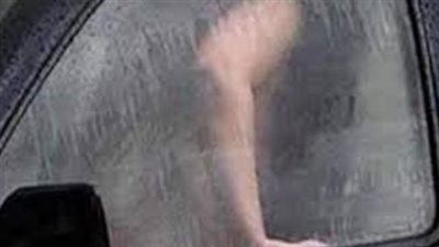 مارس الرذيلة مع زميلته في العربية.. زوجة في دعوى طلاق: عامل فيها شيخ وهو مقضيها