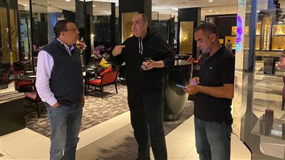 رئيس بعثة الأهلي بالمغرب يطمئن على ترتيبات مباراة الرجاء في دوري أبطال إفريقيا