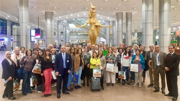 النادى الدولي للسيدات