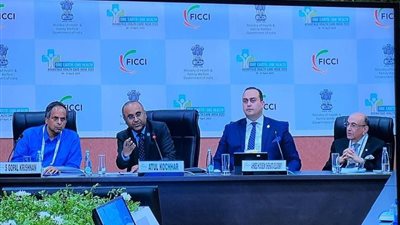 رئيس هيئة الرعاية الصحية يترأس الجلسة الرئيسية بالمؤتمر الدولي لتطوير الرعاية الطبية بالهند