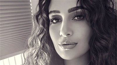 حلا شيحة: اللي مش حابب يبقى على صفحتي يطلع منها وخلي ظنونكم لنفسكم