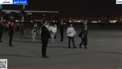 وصول مجموعة جديدة من المصريين القادمين من السودان بعد نجاح السلطات المصرية في إجلائهم| بث مباشر