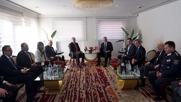 لقاء رئيس الوزراء