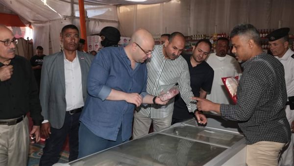 محافظ بني سويف خلال