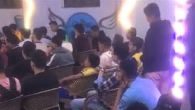 قلق وترقب جماهير الأهلي خلال متابعة مباراة الرجاء المغربي بدوري أبطال إفريقيا | بث مباشر