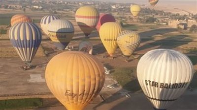 سوء الأحوال الجوية يمنع تحليق رحلات البالون الطائر بالأقصر