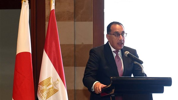 رئيس الورازء بمنتدى