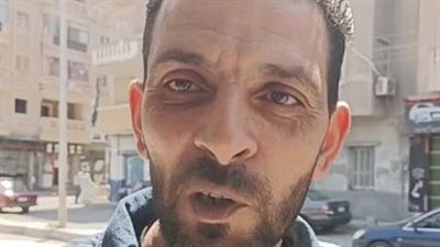 انهيار وحزن جيران الفنان مصطفى درويش في جنازته: كان إنسان طيب ومش مخلي حد محتاج حاجة| بث مباشر 