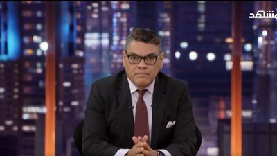 معتز عبد الفتاح: أخي المواطن العربي دافع عن حاكمك المستبد وإن ضرب ظهرك وأكل مالك