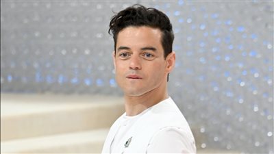 بإطلالة كاجول.. رامي مالك يشارك في حفل Met Gala لعام 2023