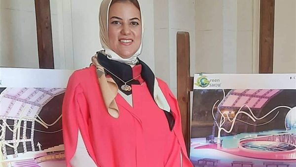 الدكتورة دينا نبيل