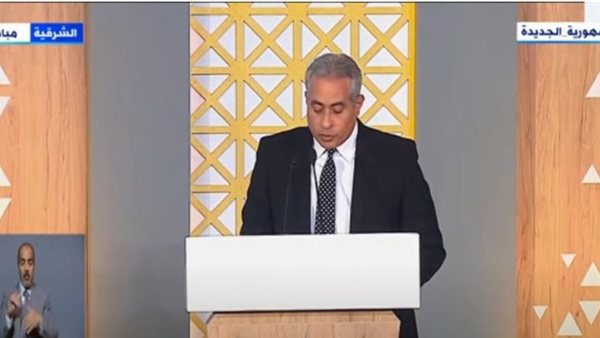 وزير القوى العاملة