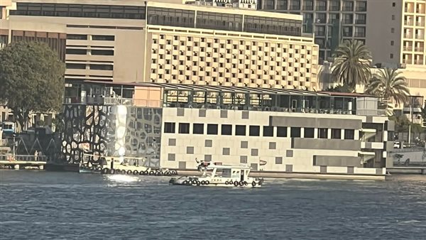 تايتنك تظهر بنهر