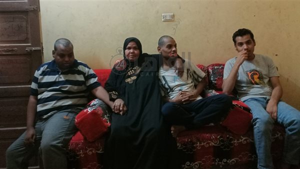 الحاجة منصورة وأبناؤها