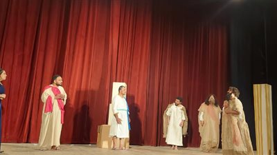 سين وأهل الكهف في أول أيام عروض نوادي المسرح بقنا