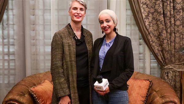 الوزيرة المستشارة