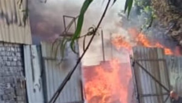 جانب من الحريق 