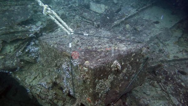 حطام السفينة الحربية