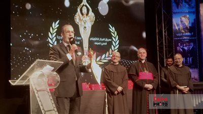 مدحت العدل: هناك خصومة بين المؤسسات الدينية والفنية إلا في المركز الكاثوليكي