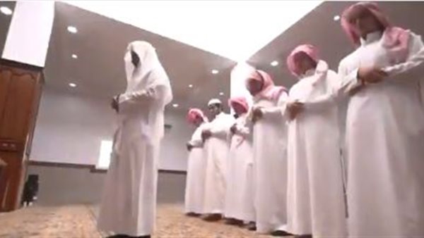 إمامة الناس في الصلاة