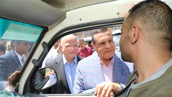 وزير التنمية المحلية